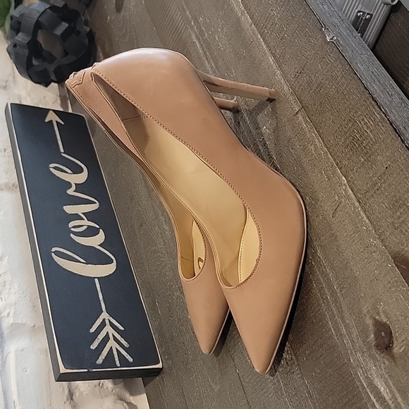 Womens Nude Pumps - Picture 3 of 7